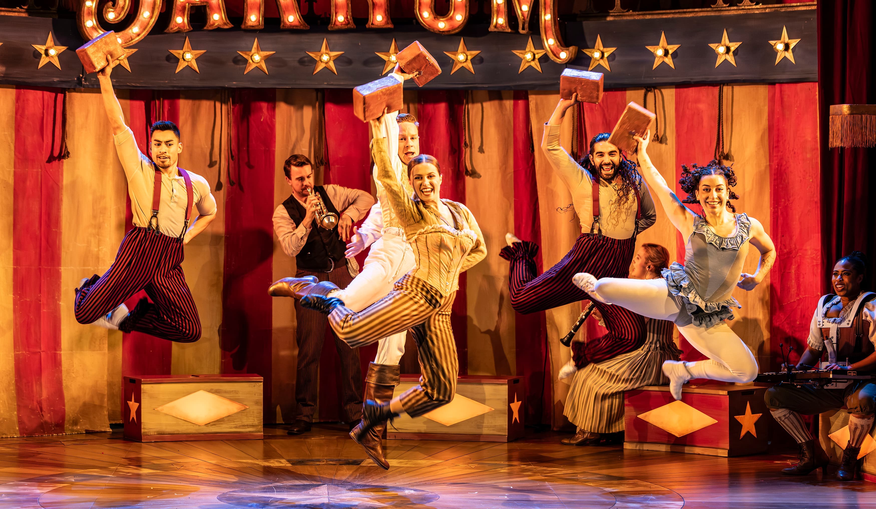 Image preview for The Cast of Barnum UK Tour - Photo credit Pamela Raith - 112 (1)